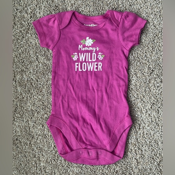 4/$20 Pink and Purple Baby Onesie Set 4 pieces Brand New - Picture 4 of 8